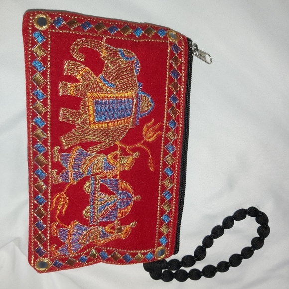 Embroidered ethnic wristlet pouch 1pc - Picture 5 of 8
